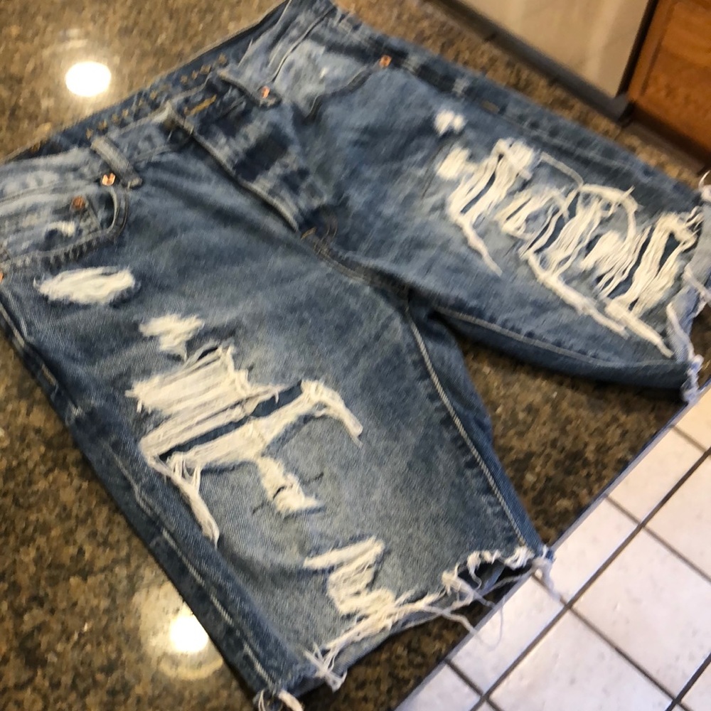 American Eagle men’s shorts